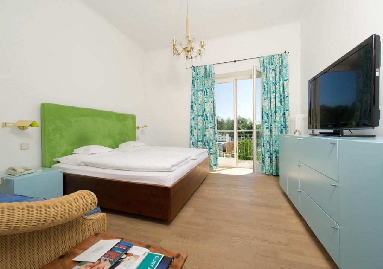 Seehotel Hubertushof Фельден-ам-Вёртер-Зе Экстерьер фото